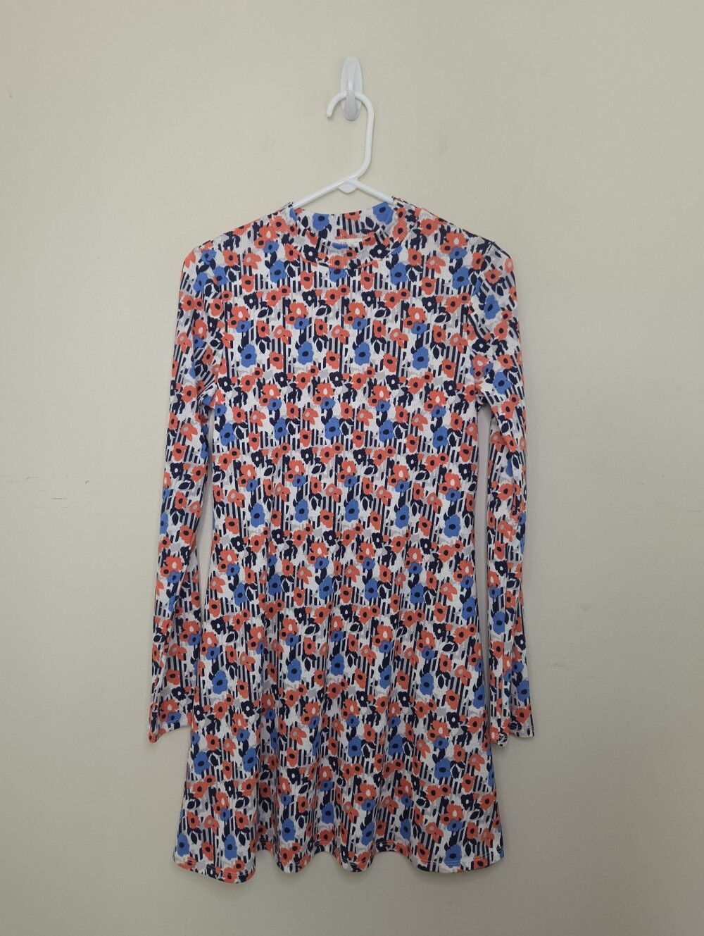 Women's Red Camel Floral Print Long Sleeve Swing Dress Sz Small NWT